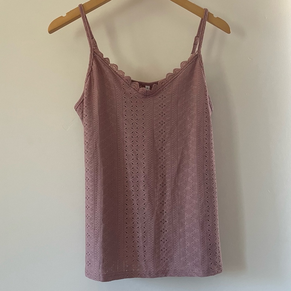 NWT Lace Detail Mauve Tank Top